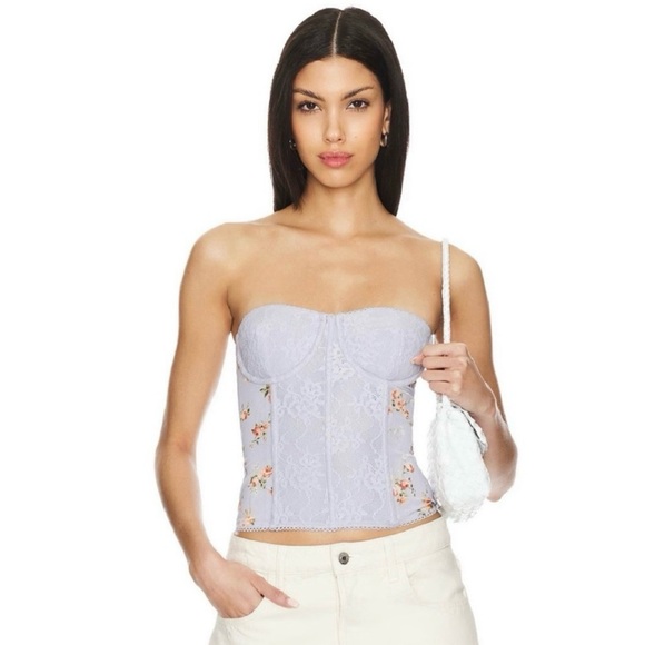 WeWoreWhat Tops - NEW WEWOREWHAT REVOLVE LACE FLORAL PRINT CORSET